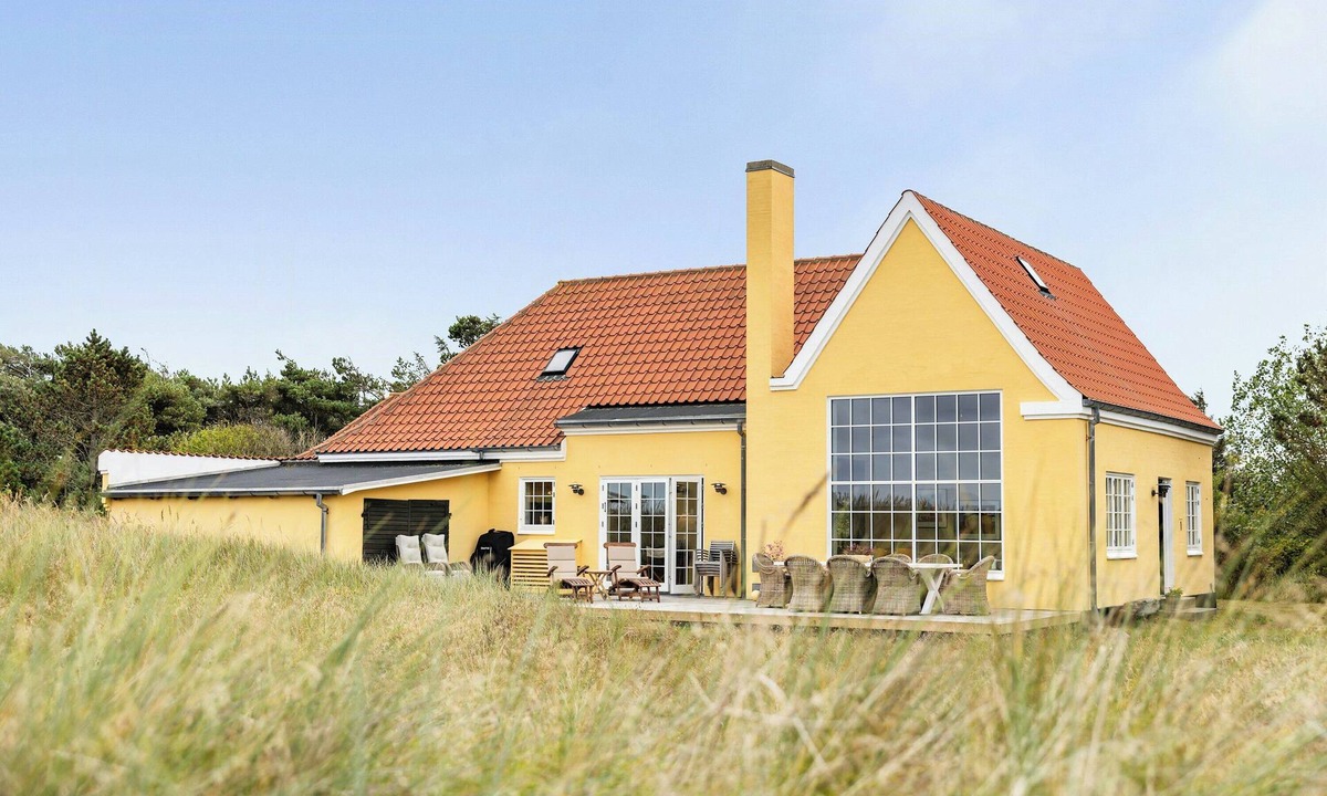 Kandestederne House | Historic house near Råbjerg Mile and North Sea
