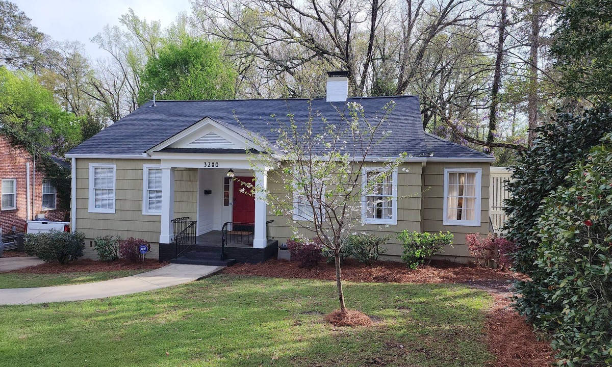 Macon House | Historic Ingleside Avenue Charm