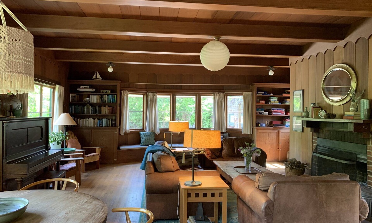 Inverness House | Historic Inverness Retreat with Tennis Court near Point Reyes