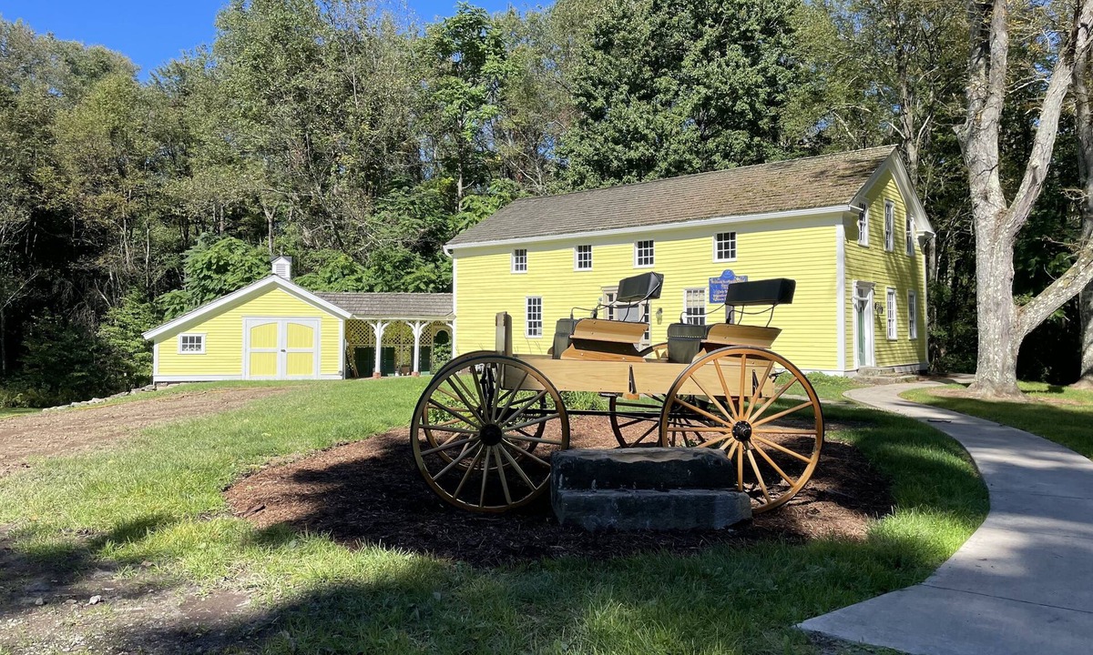 Mercer House | Historic IronMaster House at Springfield Falls
