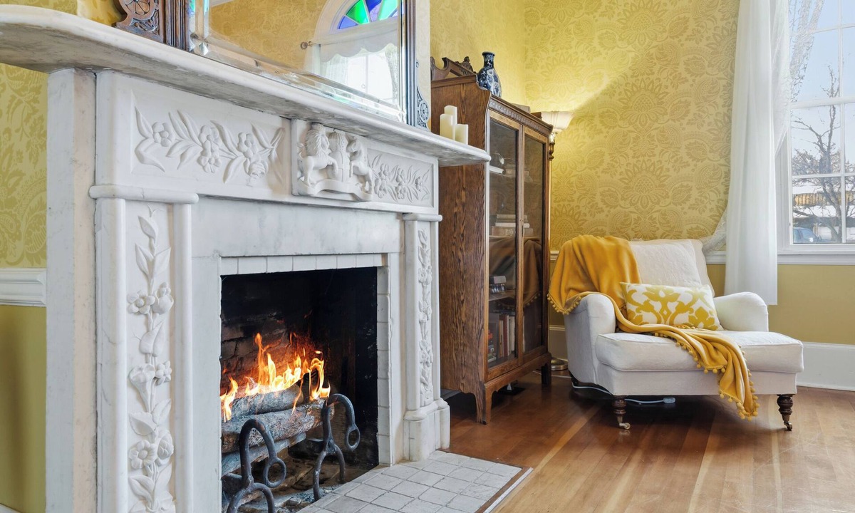 Jacksonville House | Historic Luxury Estate | Walk to Britt Festival, Dining & Wine Country