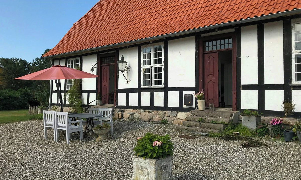 Faaborg-Midtfyn Municipality House | Historic manor house at Gelskov Estate