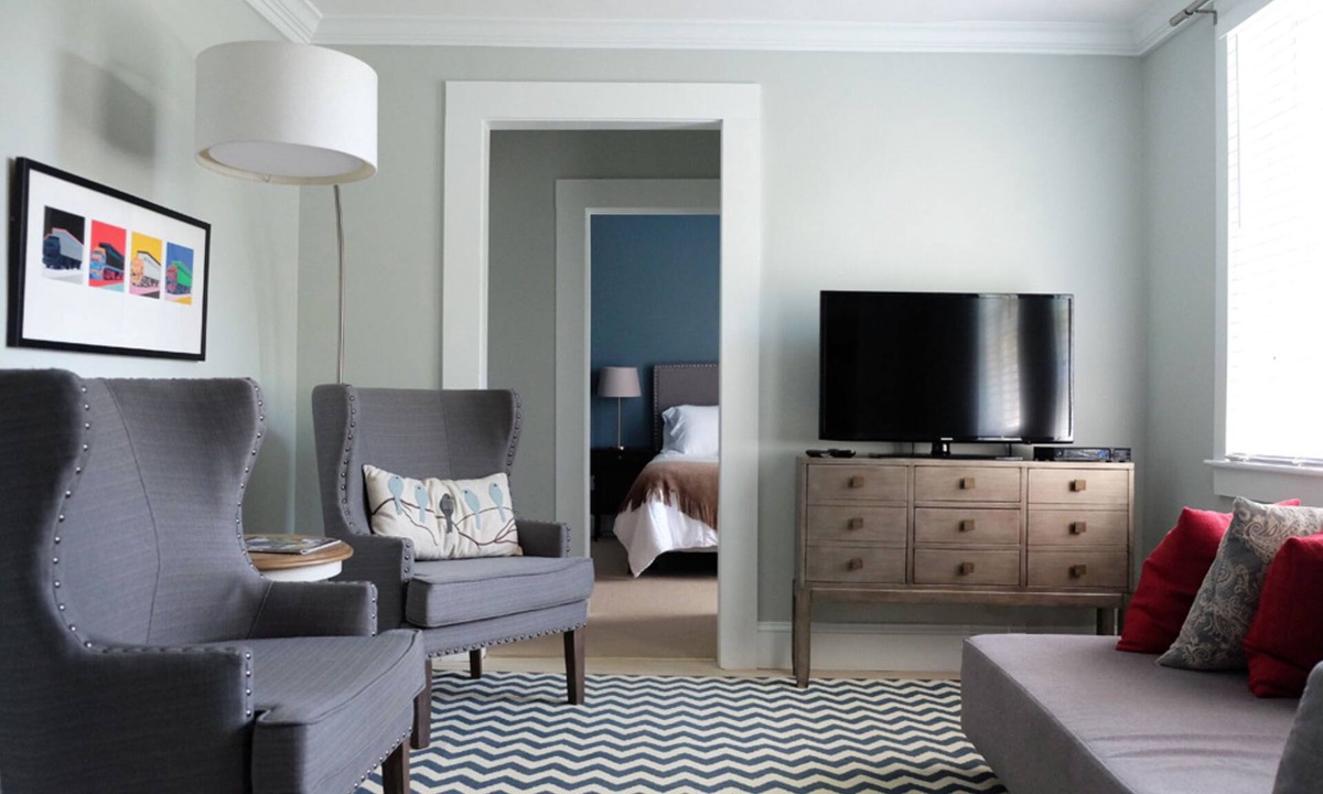 Bristol Condo | Historic Mansion on Parade Route