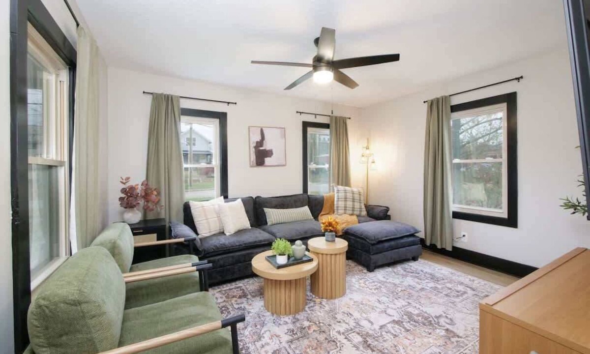 Medina House | Historic Medina Home with Hot Tub