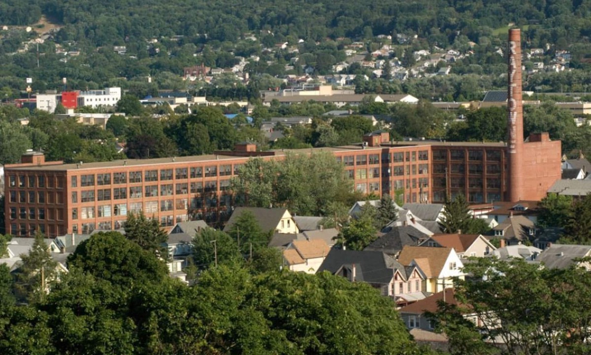Williamsport Apartment | Historic "Pajama Factory" 3rd Floor Studio Loft