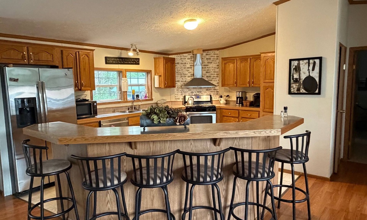 Paxico House | Historic Paxico Retreat: Railside Views, Mill Creek Access & 31 Acres