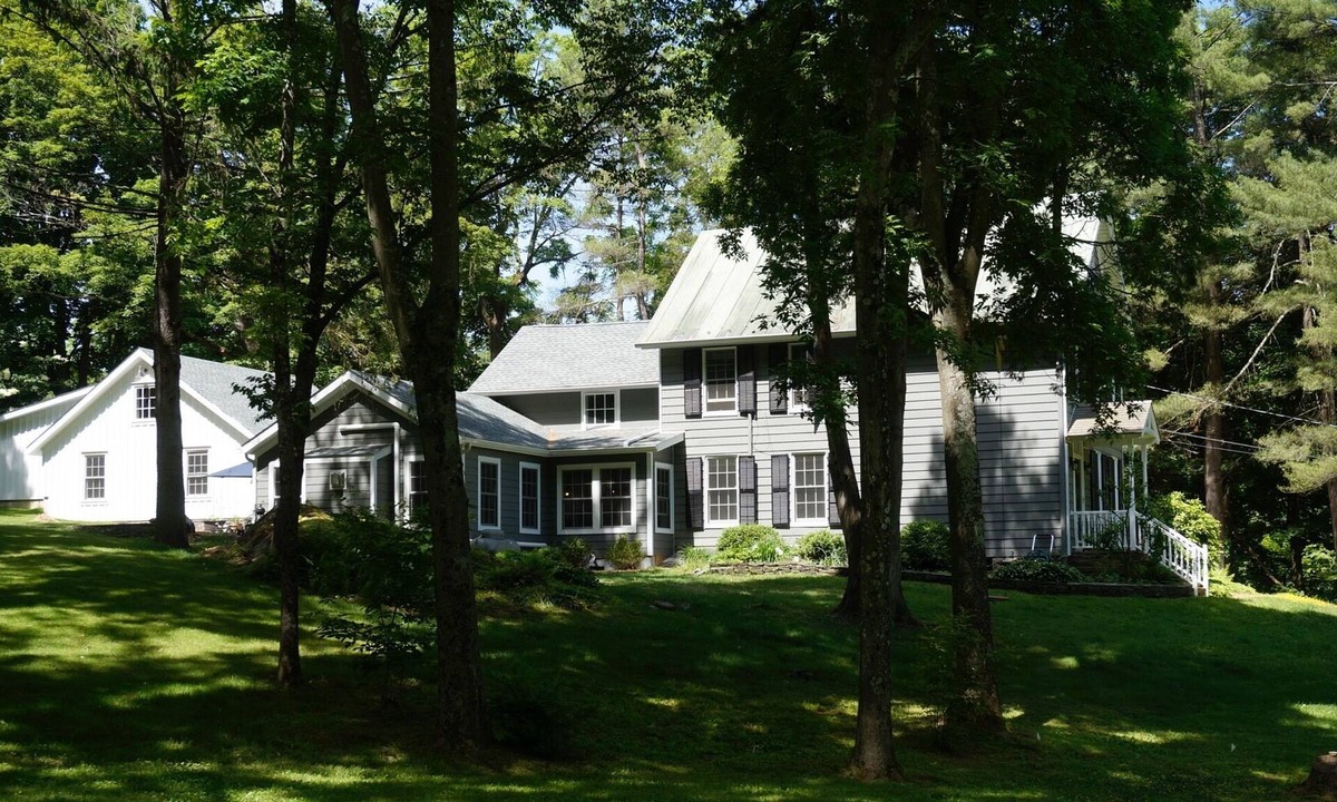 Staatsburg House | Historic Rhinebeck Area 1863 Colonial