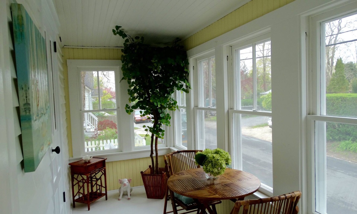 Sag Harbor Apartment | Historic Sag Harbor Village Gem