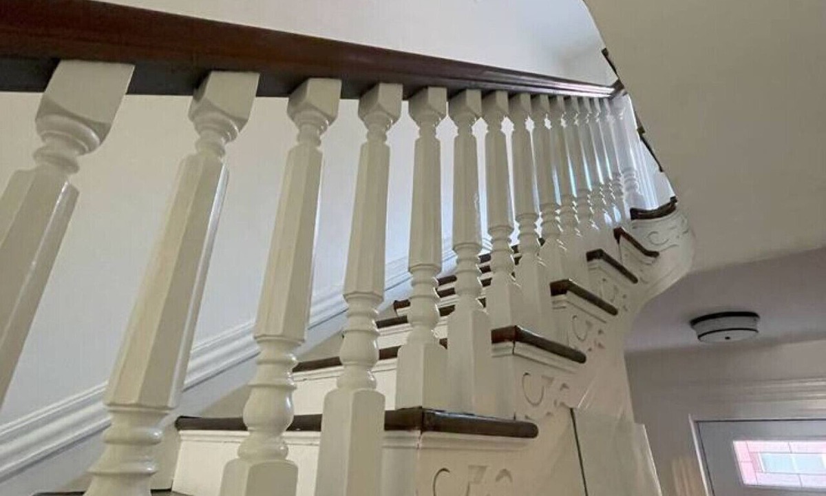 South Side Flats House | Historic South Side Sanctuary
