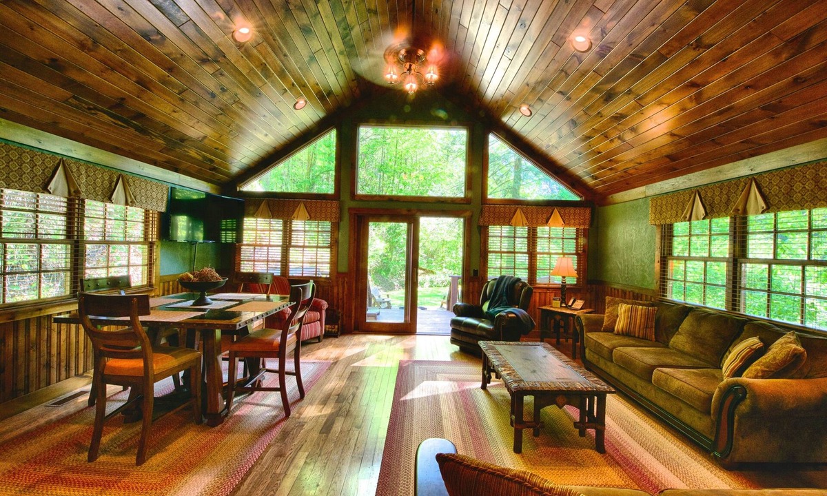 Tapoco Cabin | Historic Tapoco Lodge Resort