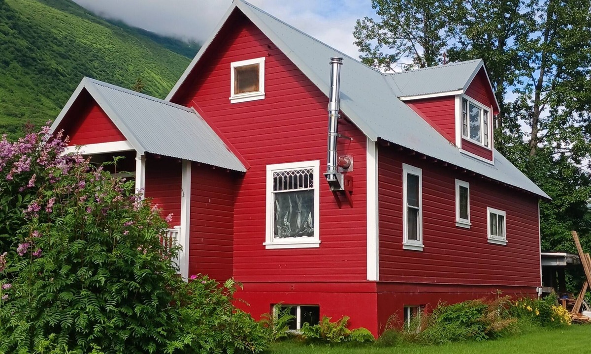 Valdez House | Historic Valdez Home