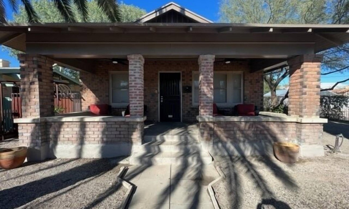 West University House | Historic Westside 3BR