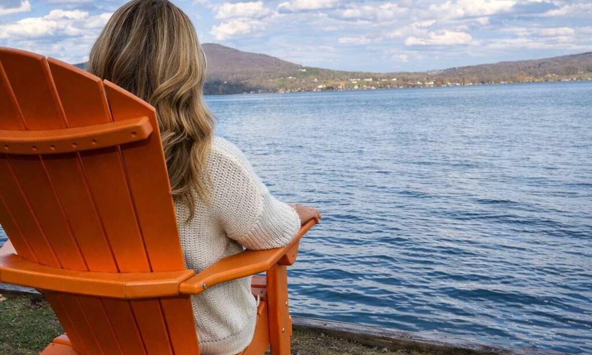 Naples House | Historical Canandaigua Lakefront | Kayak/Paddlebrd