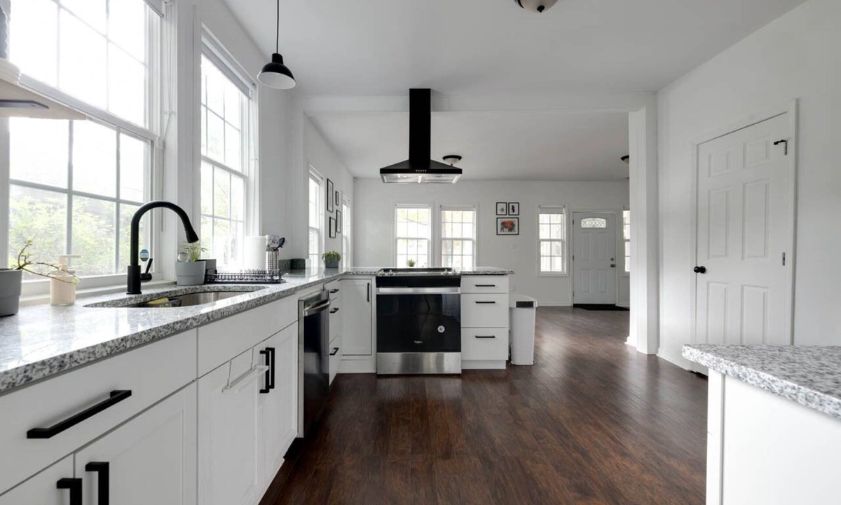 Central Gardens House | Historical Central Garden’s Retreat