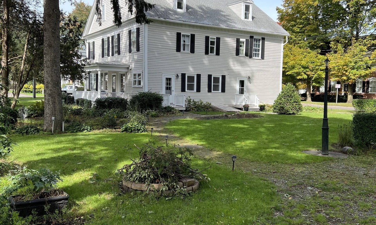 East Homer House | Historical Home in downtown Homer