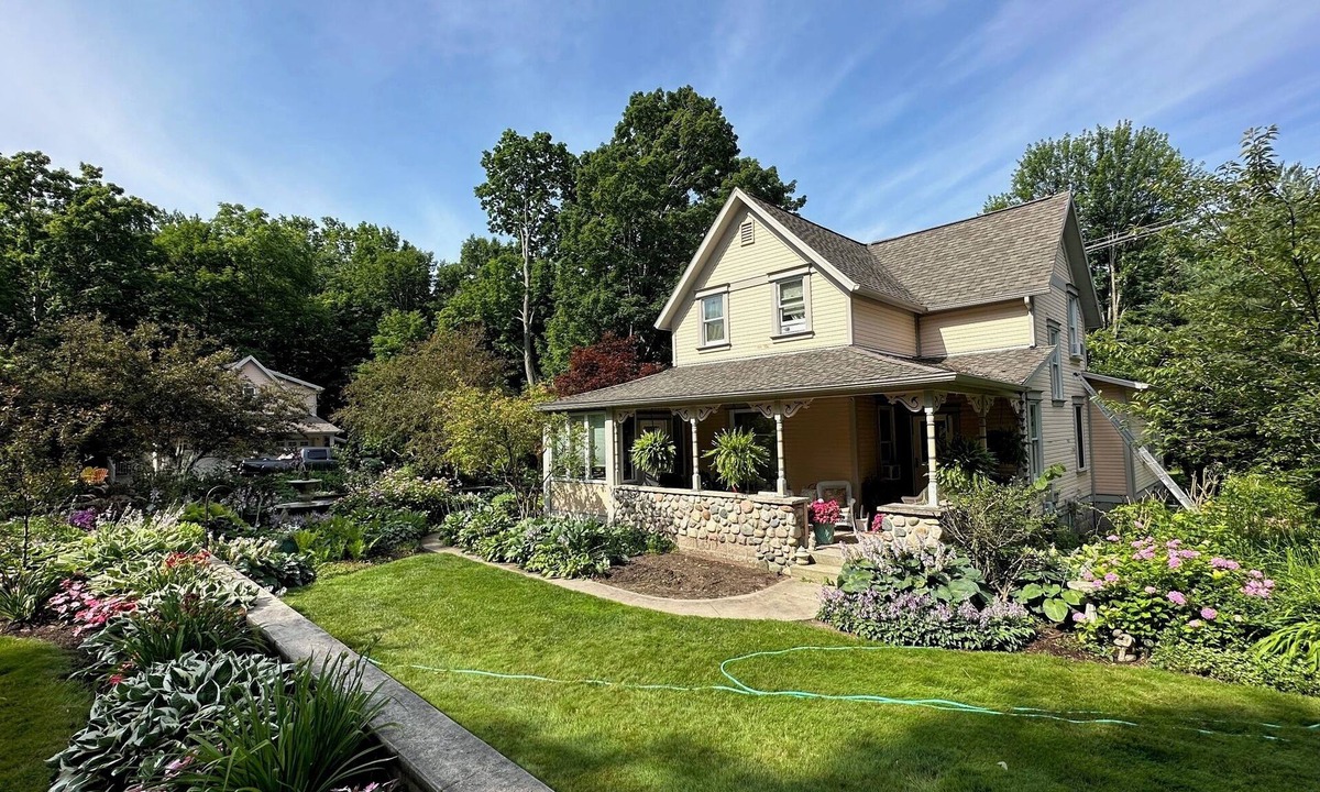 Lake Ann Apartment | Historical home, the Burnett Nestt in the heart of Lake Ann