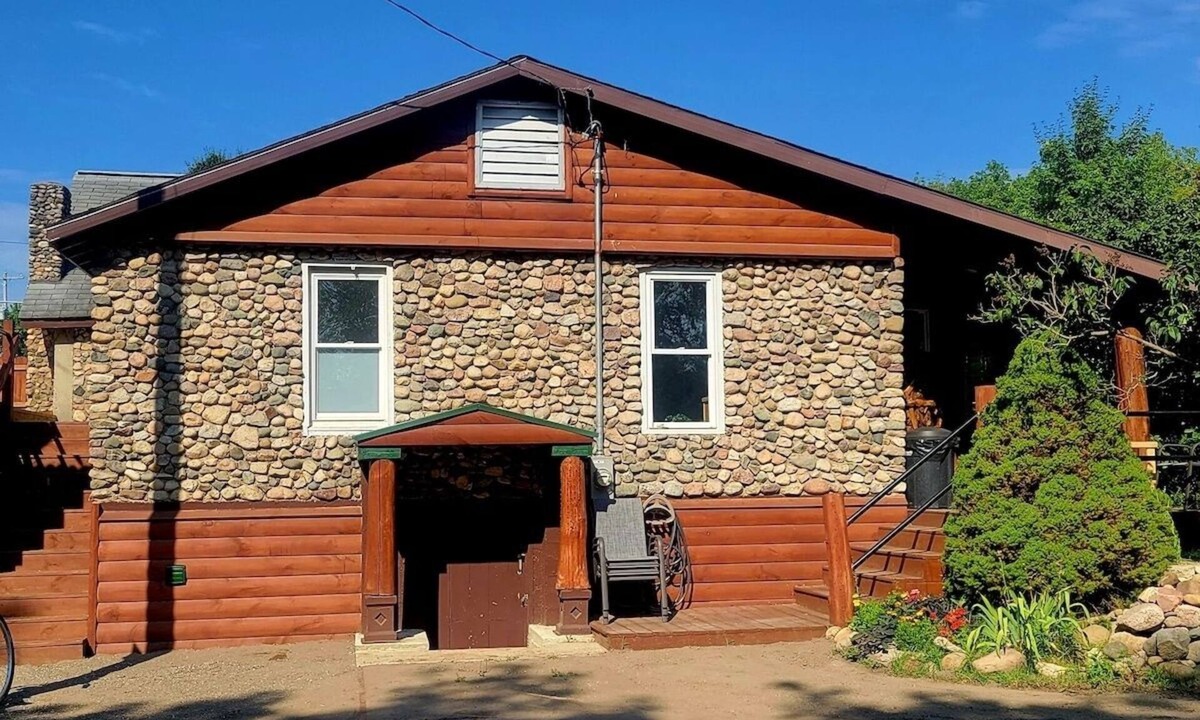 Paris Cabin | Historical Stone and Log Cabin