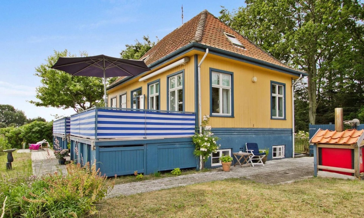 Nyborg House | Historisches Strandanwesen mit Meerblick by Interhome