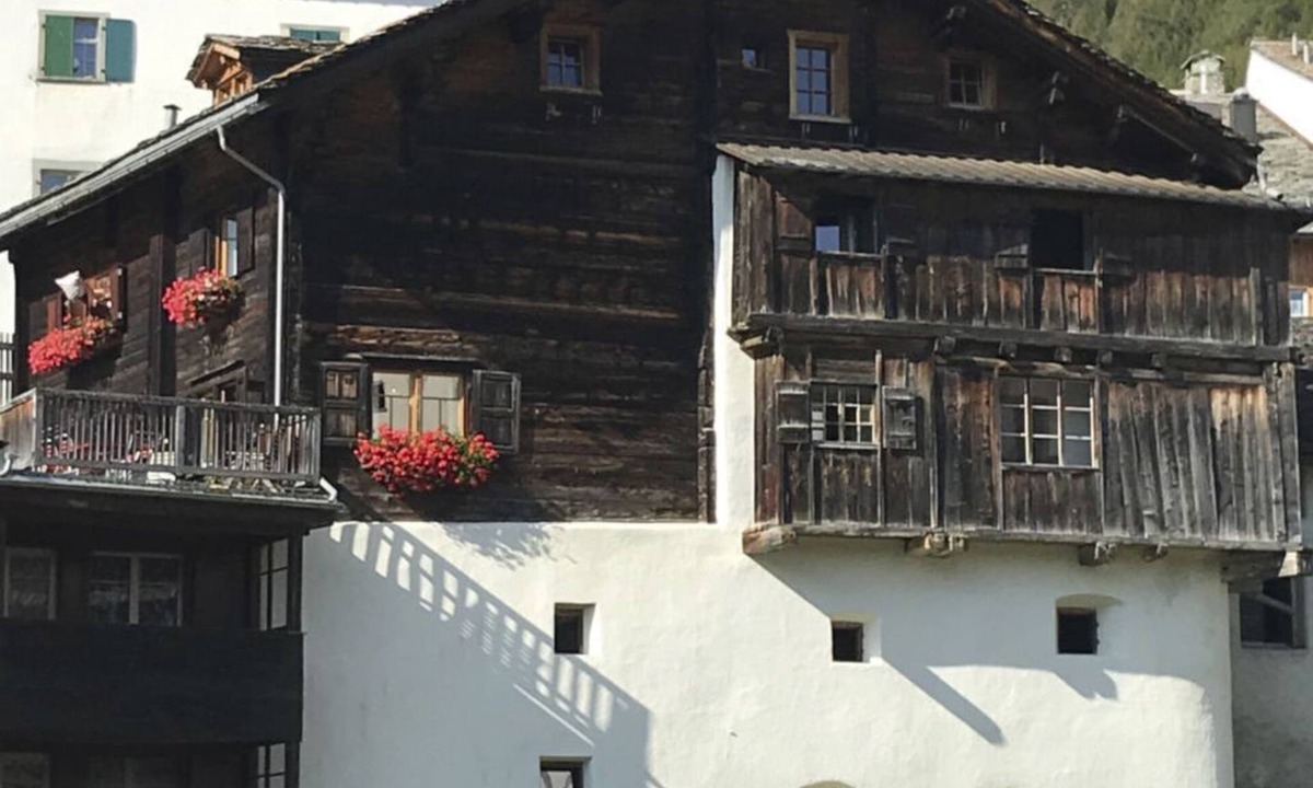 Spluegen Apartment | Historisches Teiler-Haus, (Splügen). by Interhome