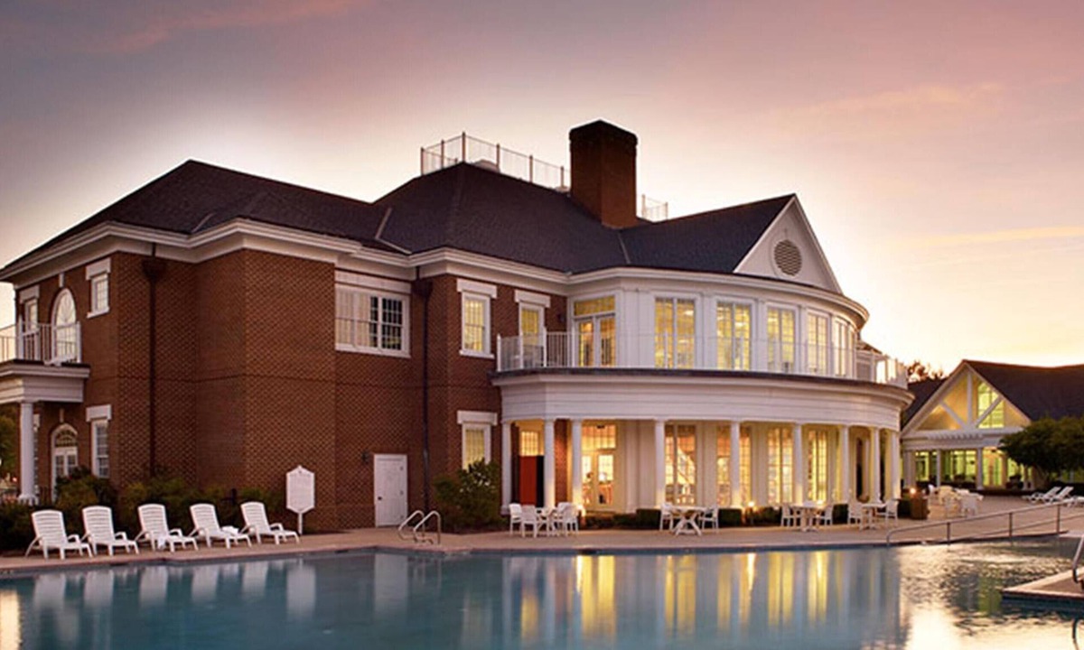 Berkeley Resort | History, Busch Gardens, and the Beach!