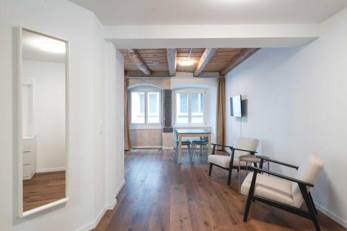 Lucerne Apartment | HITrental Eisengasse Apartments