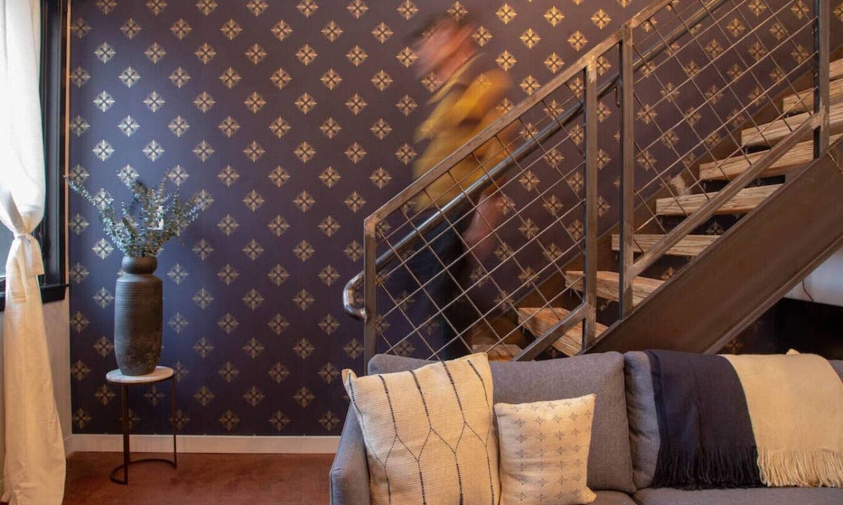 Center City Apartment | Hive Room Loft at The Kestrel