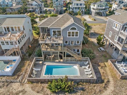 Waves House | HIWA03: Lands End