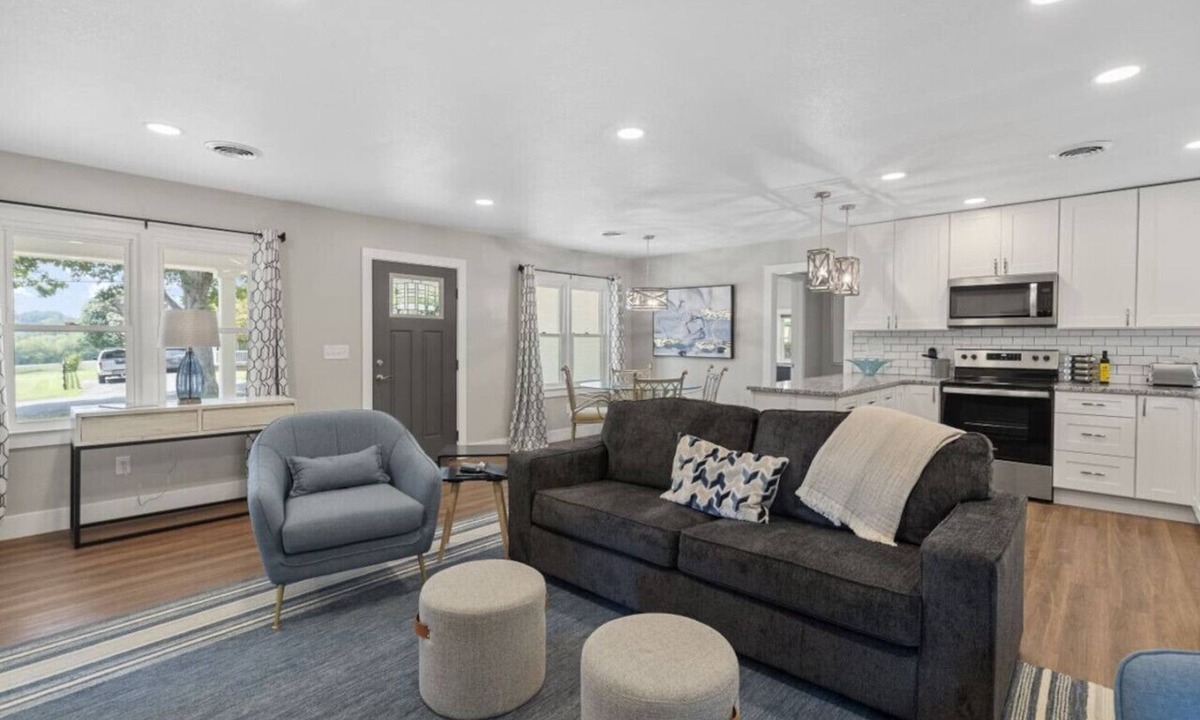 Greeneville House | Hixon Haven Greeneville Home