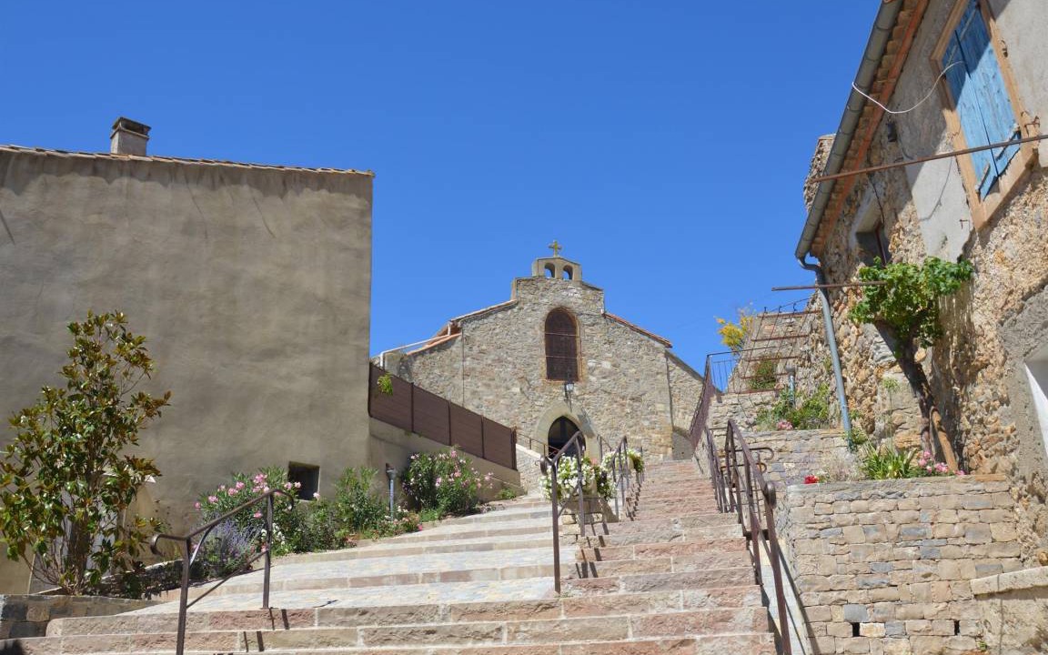 Villeseque-des-Corbieres Apartment | Holiday home, shower, toilet, 2 bed rooms