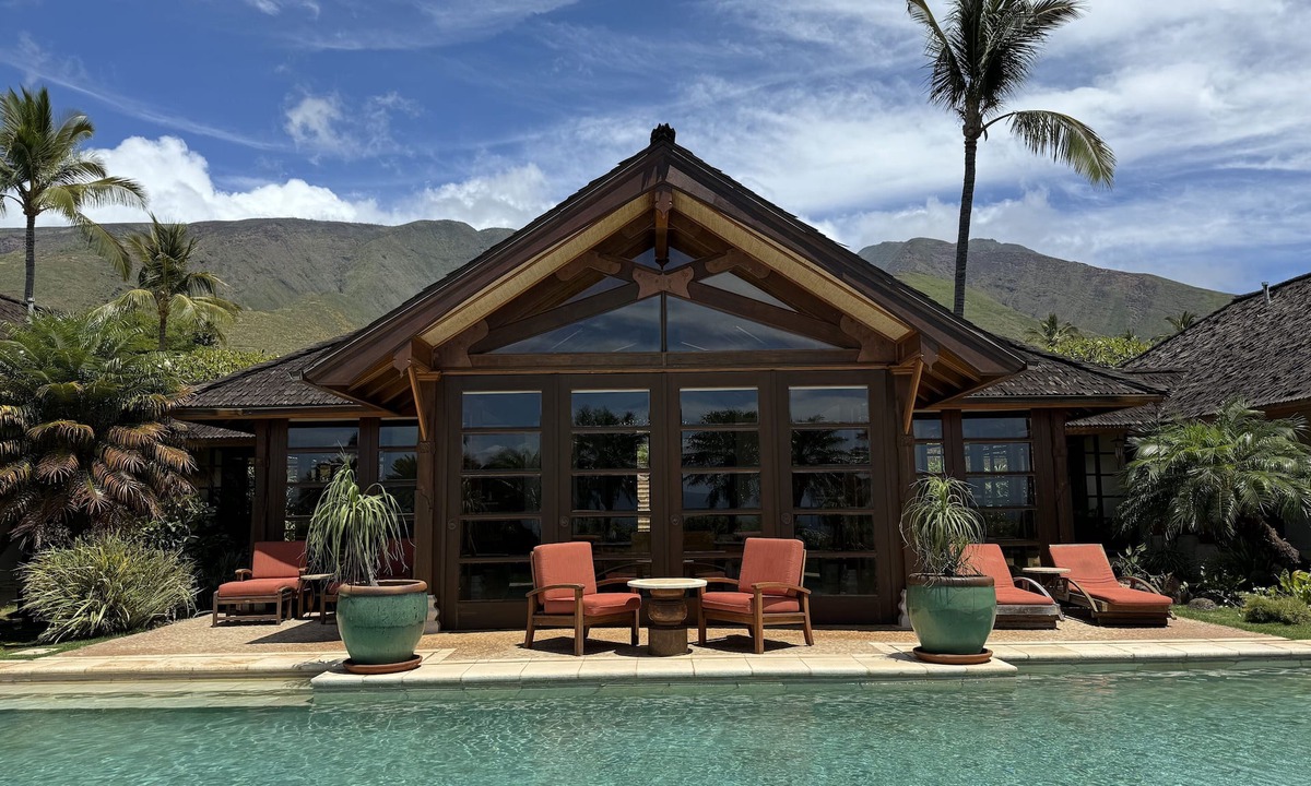 Historic Lahaina Front Street Bed & Breakfast | Ho'oilo House