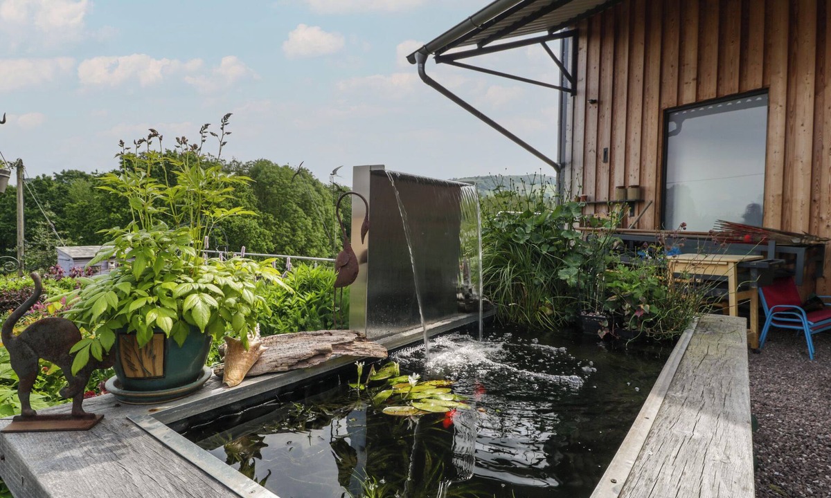 Hay on Wye Cottage | Hoarders Cottage