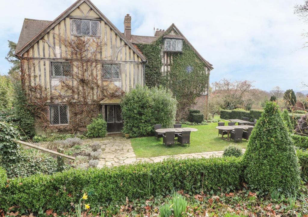 Chiddingstone Hoath House | Hoath House