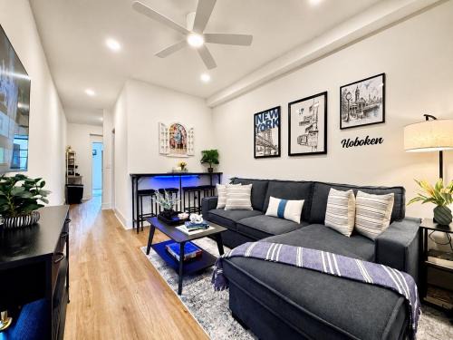 Hoboken Apartment | Hoboken Getaway - 15 Minutes To NYC - Great Location - Sleeps 6 comfortably