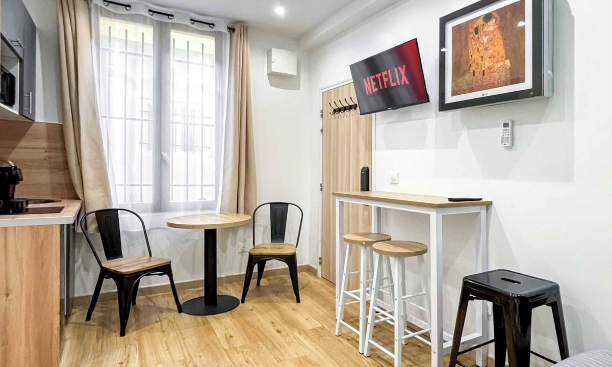 Le Pre-Saint-Gervais Apartment | Hoche B 07 - Two Bedroom Apartment, Sleeps 6