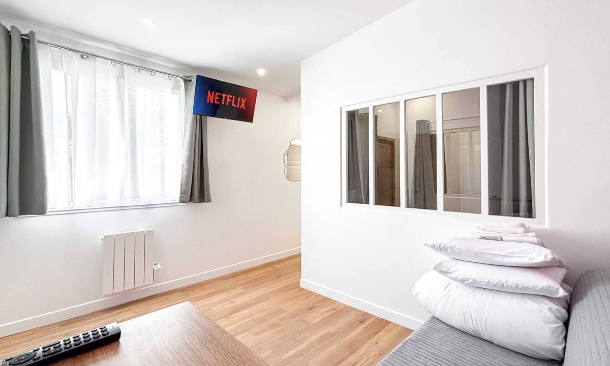 Le Pre-Saint-Gervais Apartment | Hoche C 113 - Two Bedroom Apartment, Sleeps 6