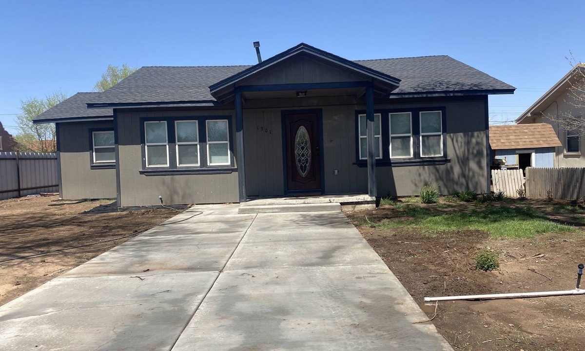 Amarillo House | HodgeTown Stay