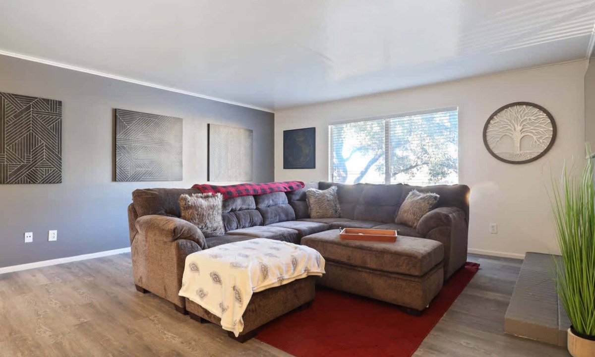 Lubbock Apartment | Hoff Gardens 38 - 1BR/1BA - Downtown Lubbock