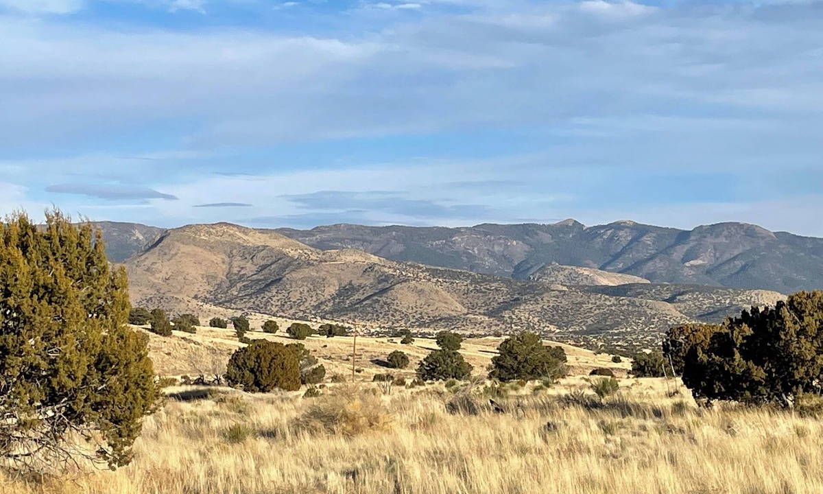Magdalena Cottage | Hogan and bunkhouse on 10 acres with privacy and beautiful mountain views.