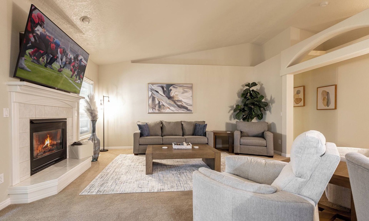 Eagle House | Hogan's Fairway Landing