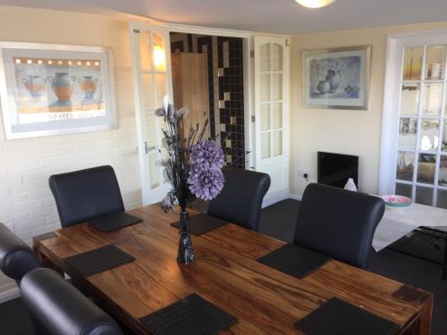 Minster on Sea House | Hogwarts Bed and Continental Breakfast