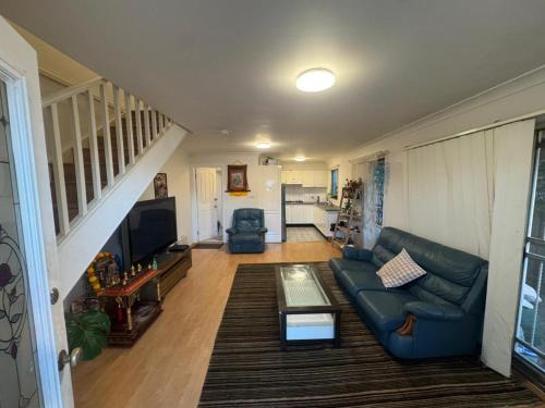 Auburn House | HolaSydney