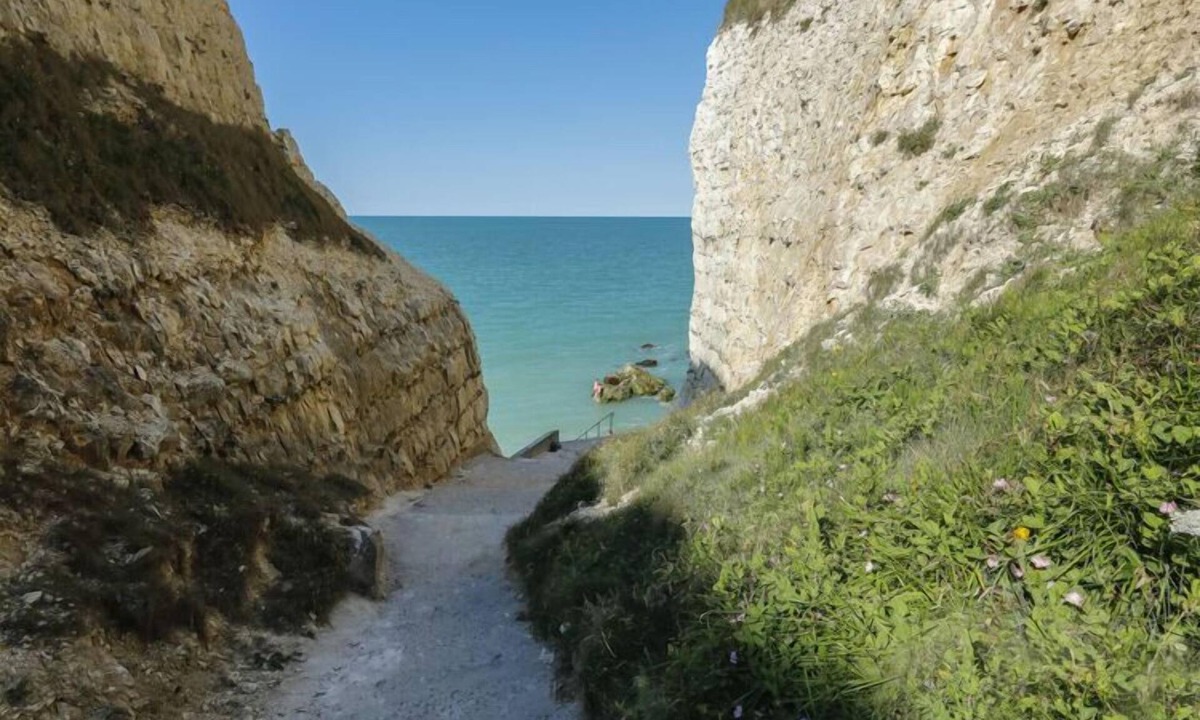 Sainte-Marguerite-sur-Mer Apartment | Holiday home Bois-Le-Vent