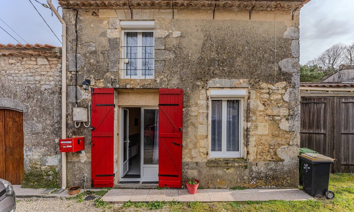 Saint-Seurin-de-Cadourne House | Holiday Home Chez Lea