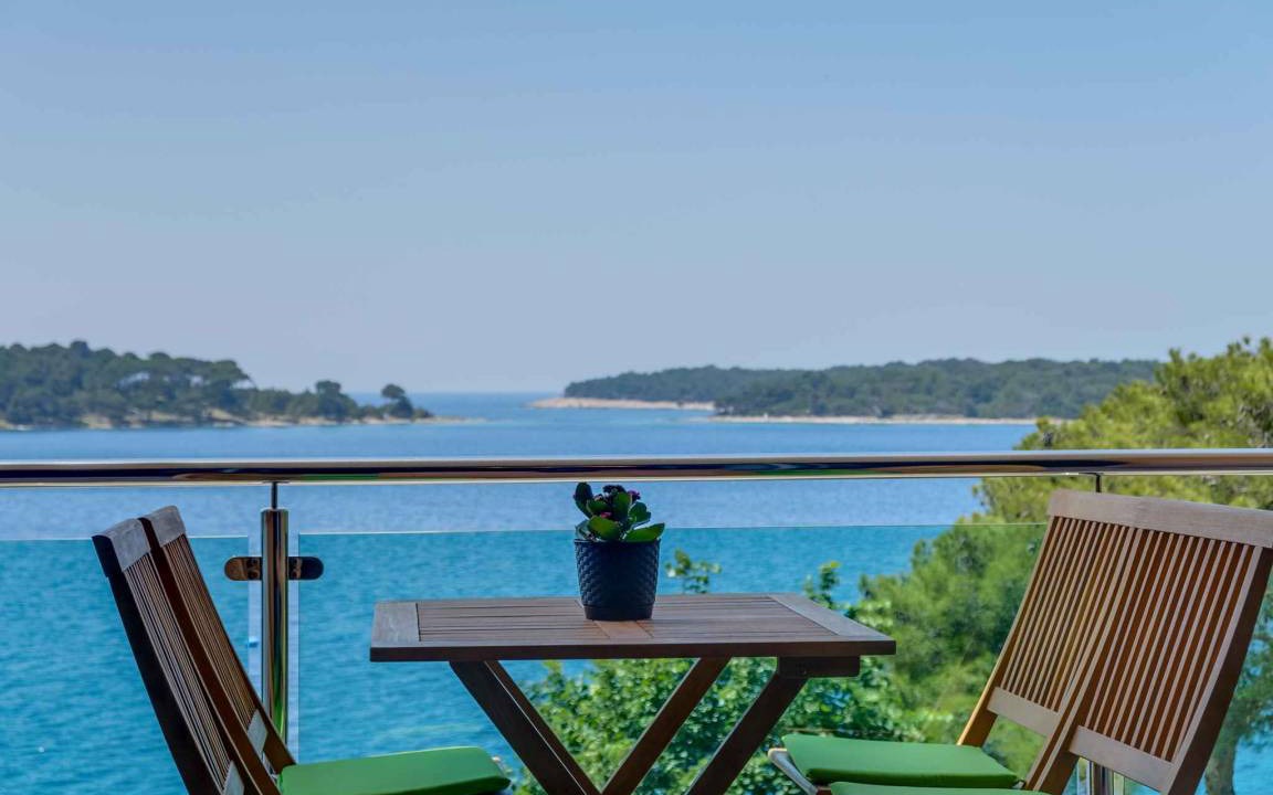 Cove Murtar Apartment | Holiday apartment with sea view 30 m from the beach