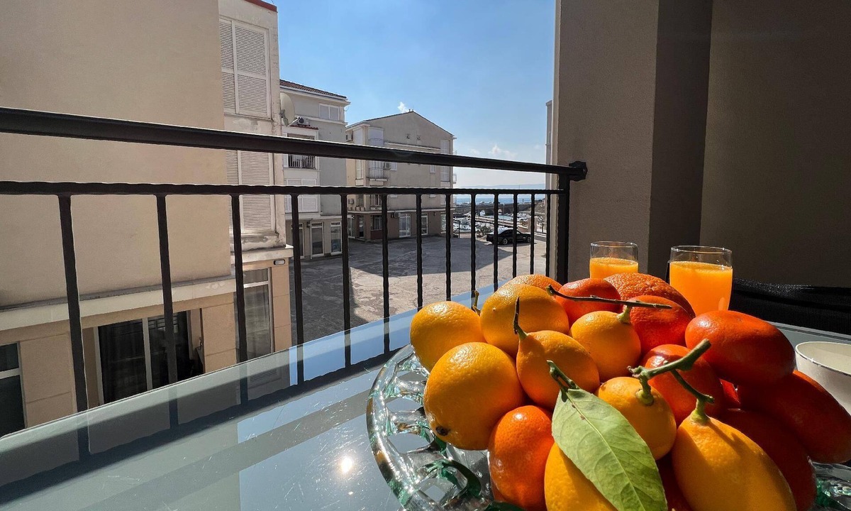 Novi Vinodolski Apartment | Holiday apartment Novi Vinodolski for 1 - 2 persons - Holiday apartment in one or multi-family house