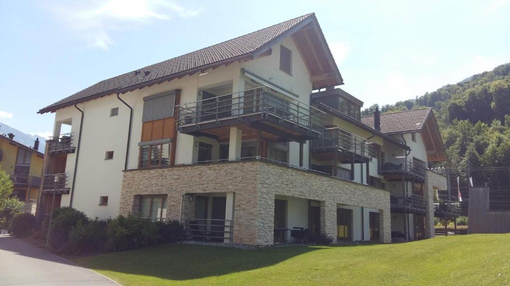 Unterterzen Apartment | Holiday apartment #103 on Walensee