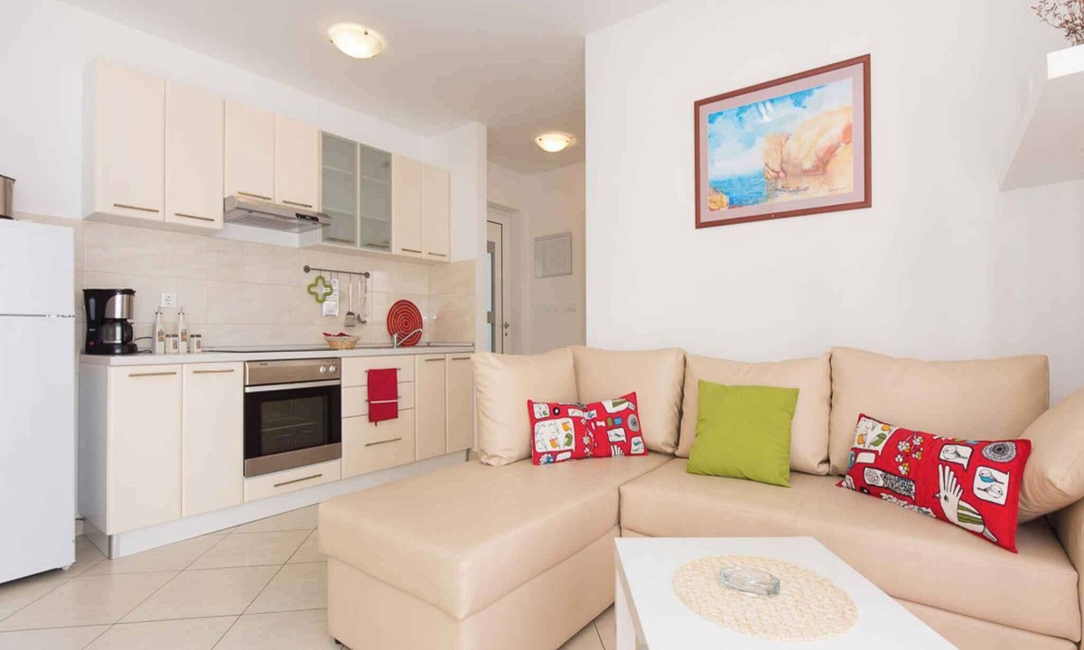 Cizici Apartment | Holiday apartment 50 m from the beach
