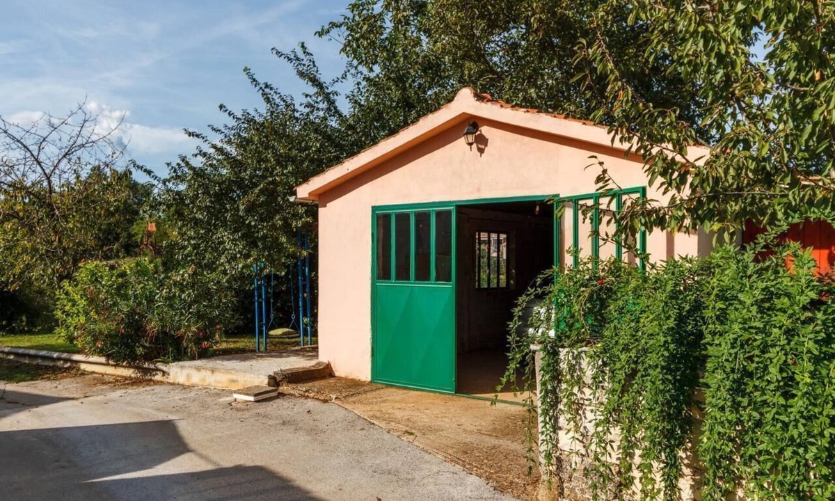 Peresiji Apartment | Holiday apartment "Apartment Sankovic"