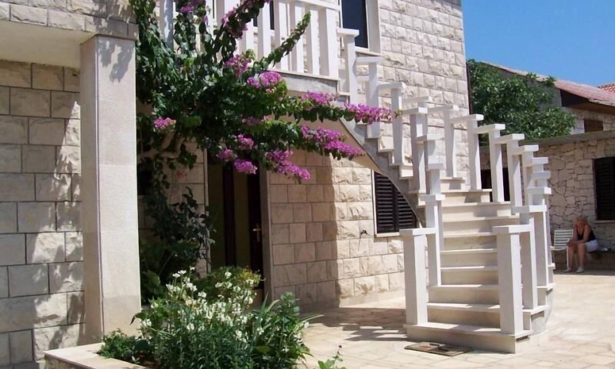 Povlja House | Holiday apartment "Apartment "Ana""