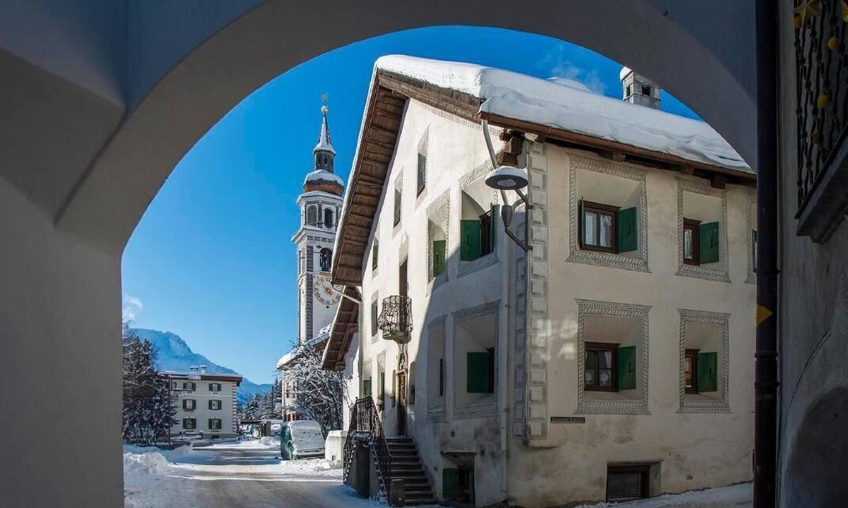 Bever Apartment | Holiday apartment Bever for 4 persons with 2 bedrooms - Historical building